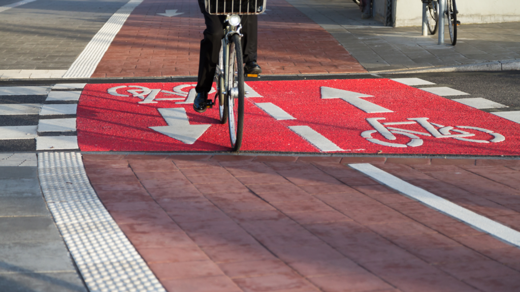 le biciclette elettriche sono possono andare nelle piste ciclabili