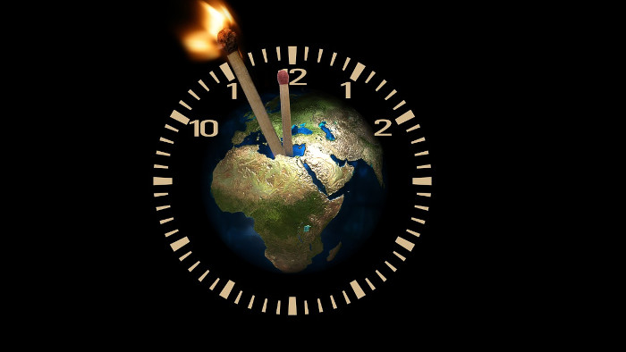 DOSSIER “GIUDIZIO UNIVERSALE” Luca Mercalli: ci rimane poco tempo; la causa climatica è la “Causa del secolo”