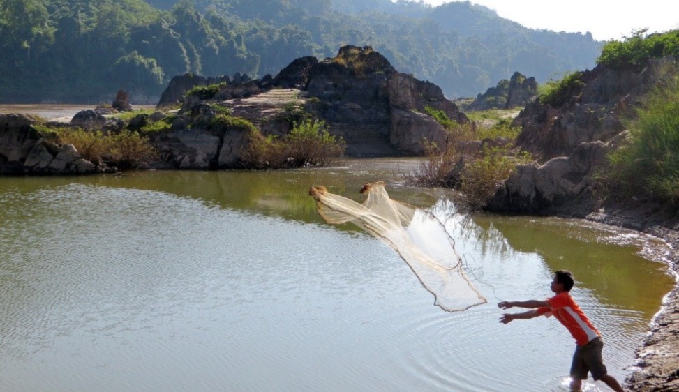 Mekong prosciugato da siccità, dighe e sfruttamento intensivo Una crisi alimentare e ambientale che coinvolge l’intero Sud-Est asiatico